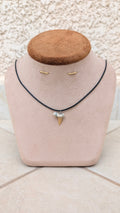 Collier dent de requin-taureau
