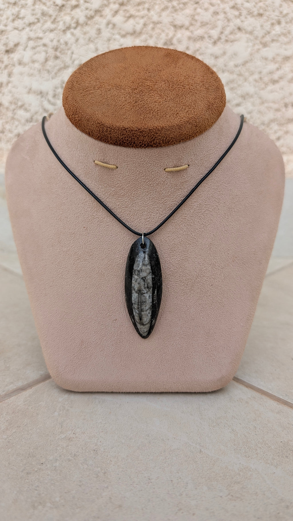 Collier pendentif Orthoceras